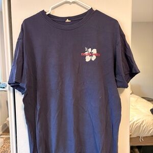 Vintage Trader Joe’s Short Sleeve Crewneck Tee in Navy